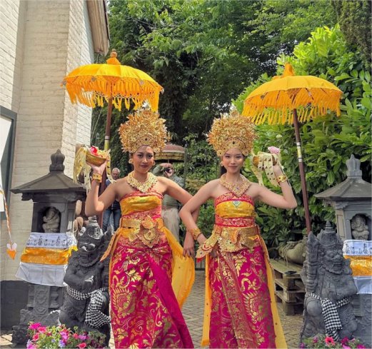 Balinese bruiloft, https://indische.artiesten.club/