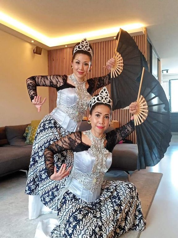 Dansgroep InaDance te boeken bij www.kwekel-evenementen.nl