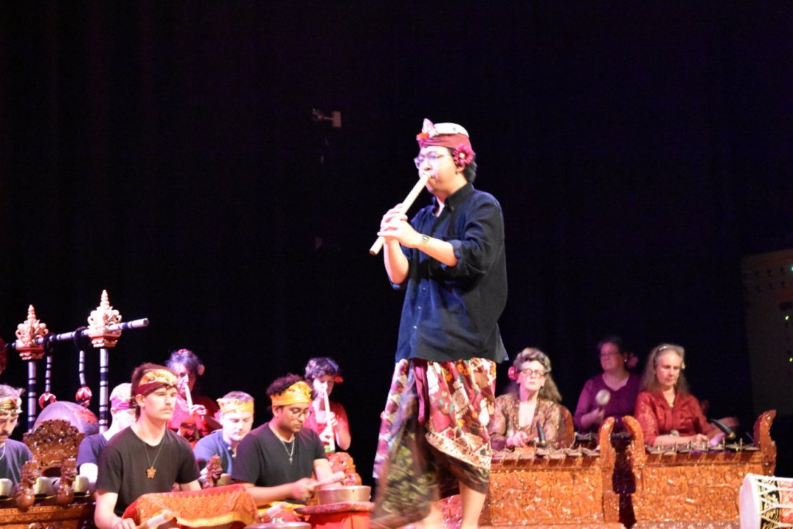 Gamelanorkest boekt u bij wwww.kwekel-evenementen.nl