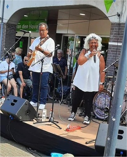 Hot News allroundband, www.kwekel-evenementen.nl
